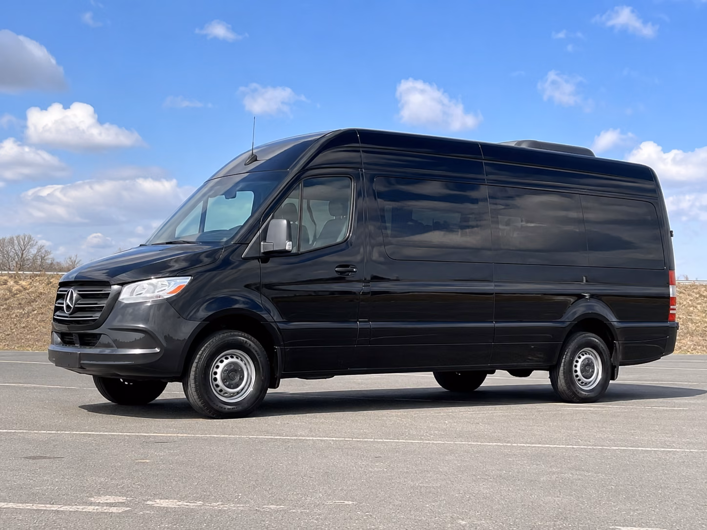 find the perfect transportation for your next airport transfer 4
